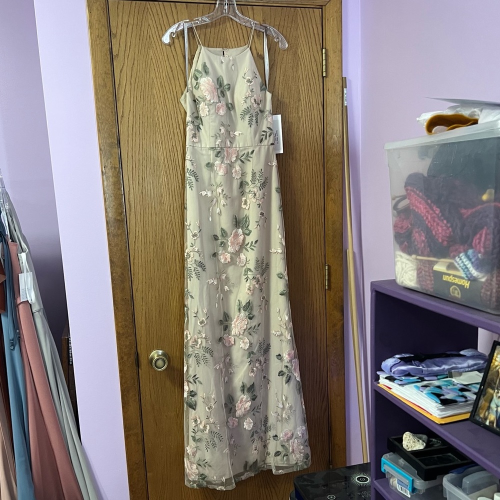 embroidered tulle formal dress. jenny yoo claire style. size 2